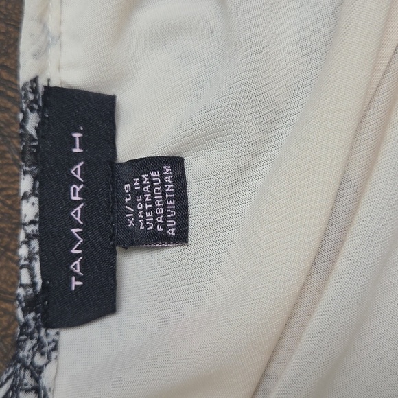 Floral Chiffon Bohemian Careerwear Flowy Lightweight Blouse - Cream Black XL - Picture 6 of 7